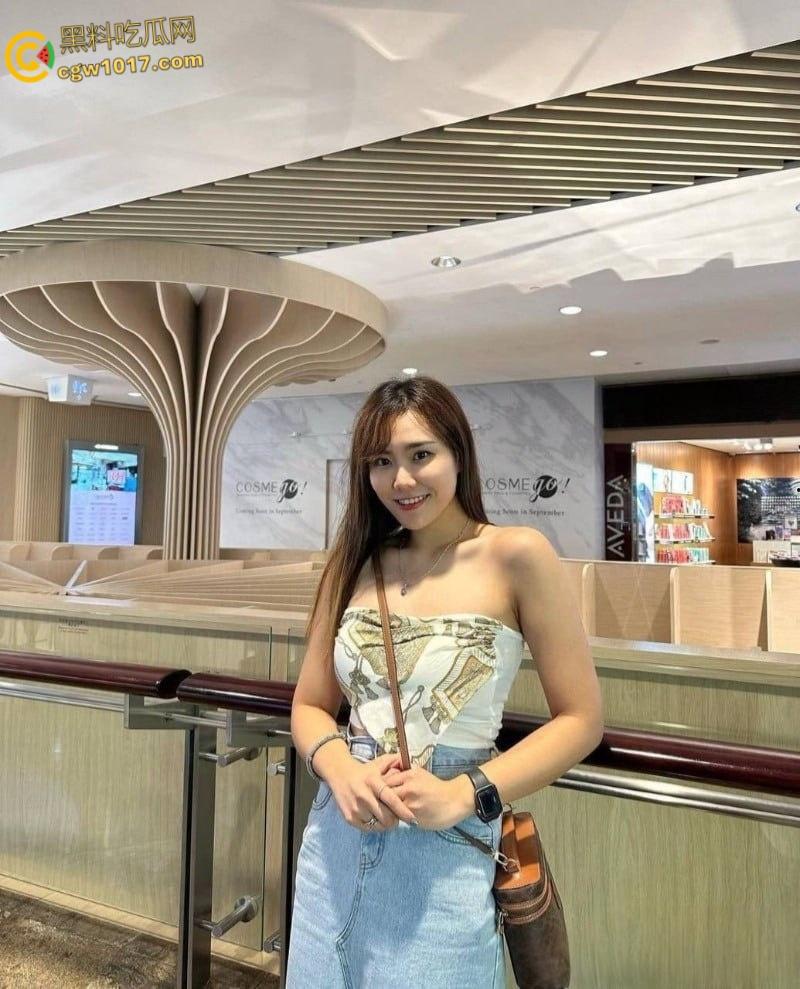 高颜值小护士【颜嘉柔】与男友性爱视频流出,口交深喉女上骑乘,无套后入猛操肥臀摇曳如浪,反差诱惑爆棚!-2