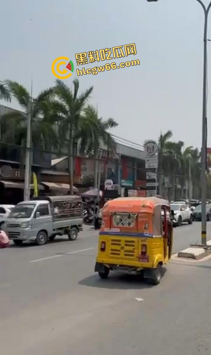 缅甸瓦城突发7.9级强震,中印孟老缅泰全体摇烂,泰国人民逃命式冲出大厦,猪仔们你们还好吗?-10