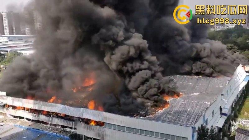 华阳红瓦二手家具市场突发大火 天干物燥成隐患导火索!-11