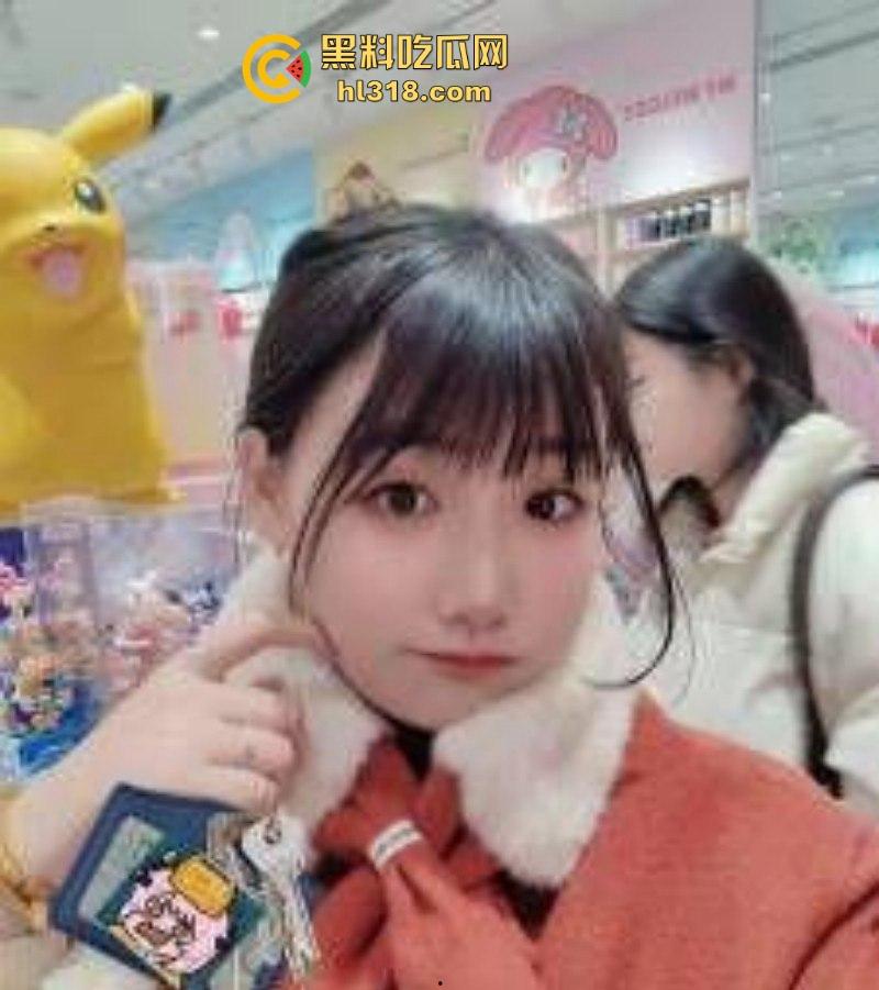 西安极品魅魔淫娃【李嘉馨】 订婚后仍不安于现状，痴迷炮友大屌，趁丈夫出差送逼上门，被暴操到淫水狂喷！-3