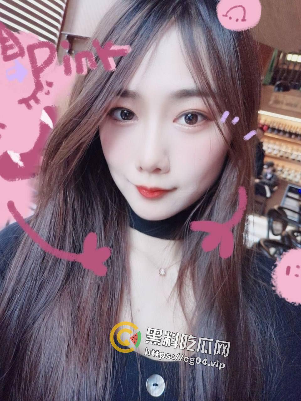 全网呼叫陕UGN652奔驰车主恭喜你当接盘侠啦!你的老婆曾经坐台被包养 卖肉上位哦-2