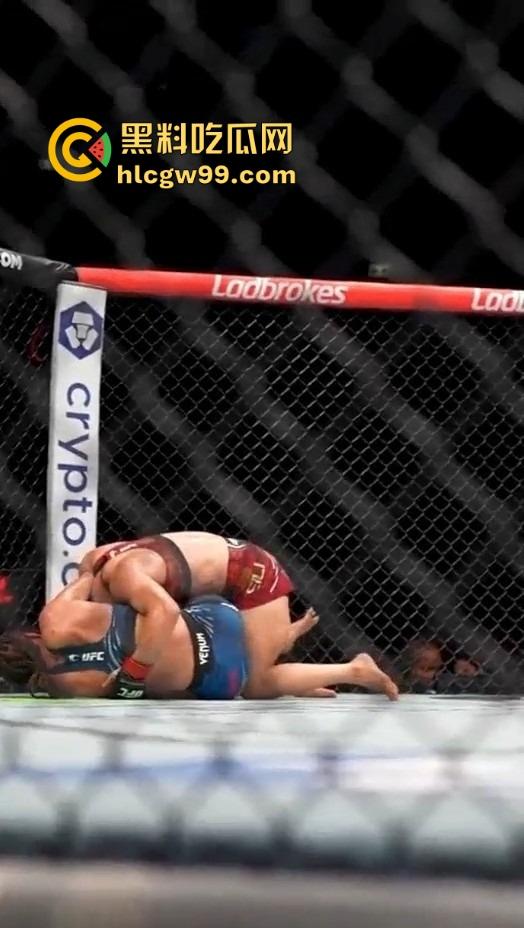 王者之名实至名归【张伟丽】UFC312鏖战五回合,生擒苏亚雷斯再夺金腰带彻底封神,双级霸主指日可待!-6