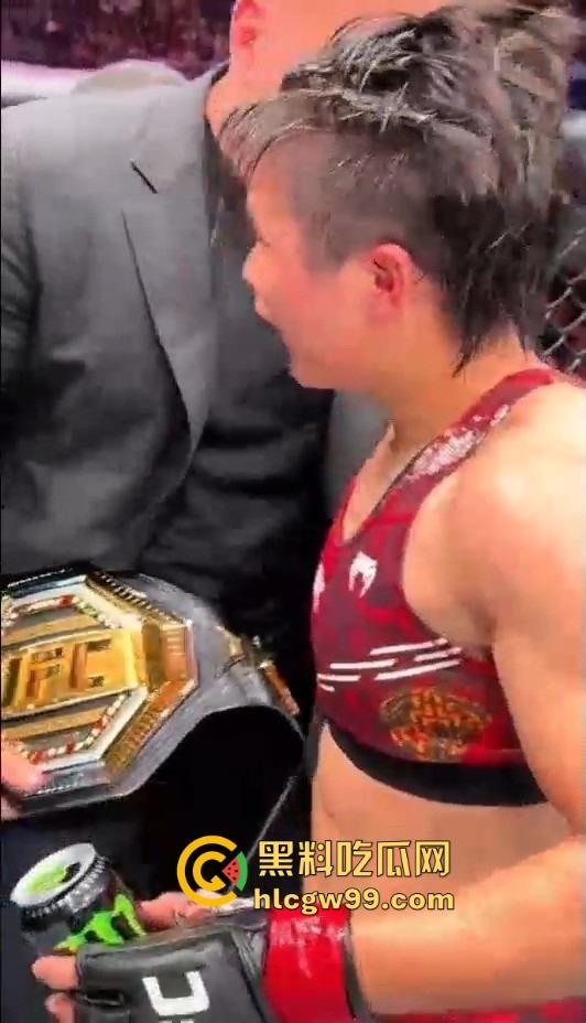 王者之名实至名归【张伟丽】UFC312鏖战五回合,生擒苏亚雷斯再夺金腰带彻底封神,双级霸主指日可待!-10
