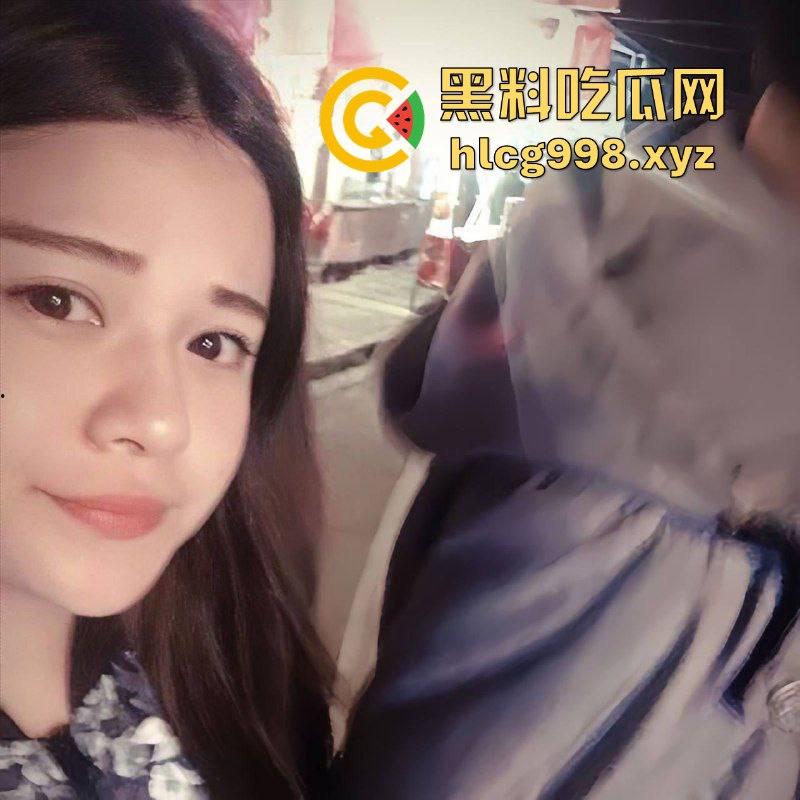 山东临沂罗庄的熟人妻李秀平,跟闺蜜酒店开房狂欢,粉鲍黑逼撅着翘,吃鸡巴像吸牛奶!-3