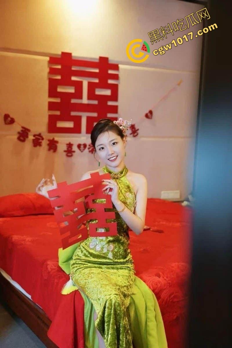 厦门人妻【刘思琪】婚前狂热自慰视频曝光！外表甜美内心淫荡，自慰镜头惊艳惊骇，私密桃色春光瞬间爆炸全网！-3