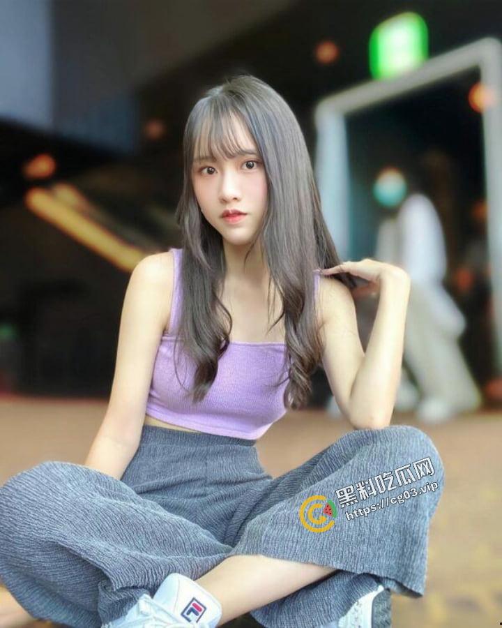 台湾台北第一女子高级中学 校花【谢季璇】和男友的自拍片流出-7