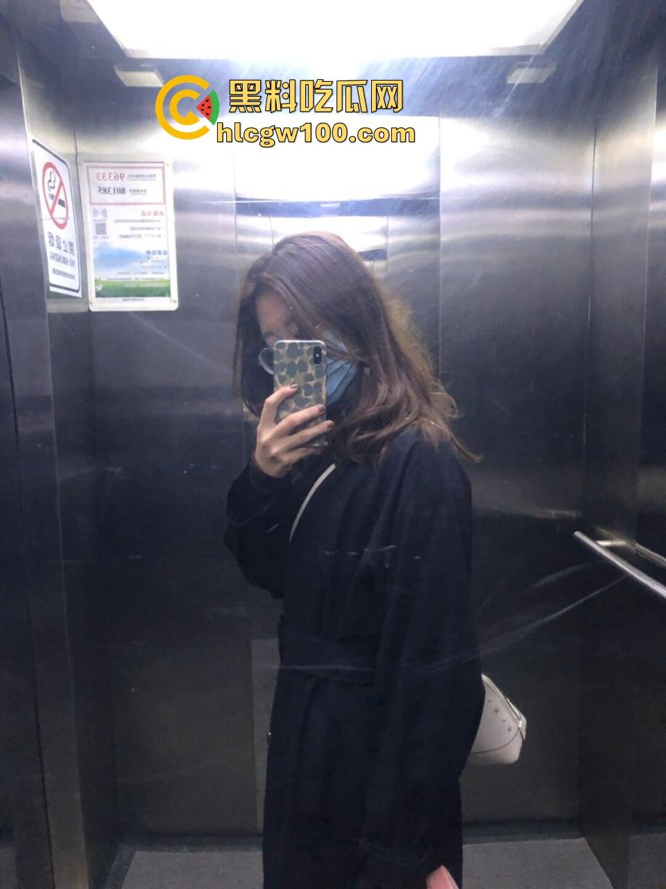 单位眼镜妹『 高梓萱』黑丝大长腿夹太紧,腿缝紧到腿爆完还体外射,白浊液体喷射三米远,这腿夹一下谁还跑得了?-9