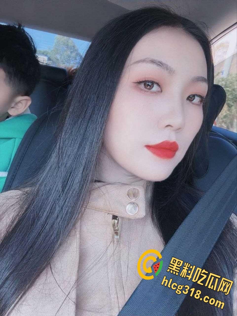 推特网红少妇【暮色】,极品后妈裙福利挑选粉丝,地下车库露出全套服务粉丝!-3