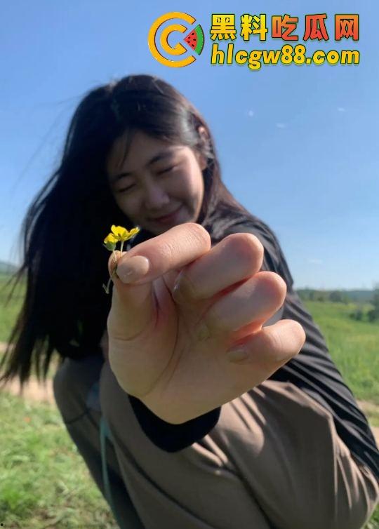 浙江农林骚婊『李妙云』醉奸开苞拍片爽爆，兼职卖原味骚货恶心炸，分手留视频投稿操她脸！-1