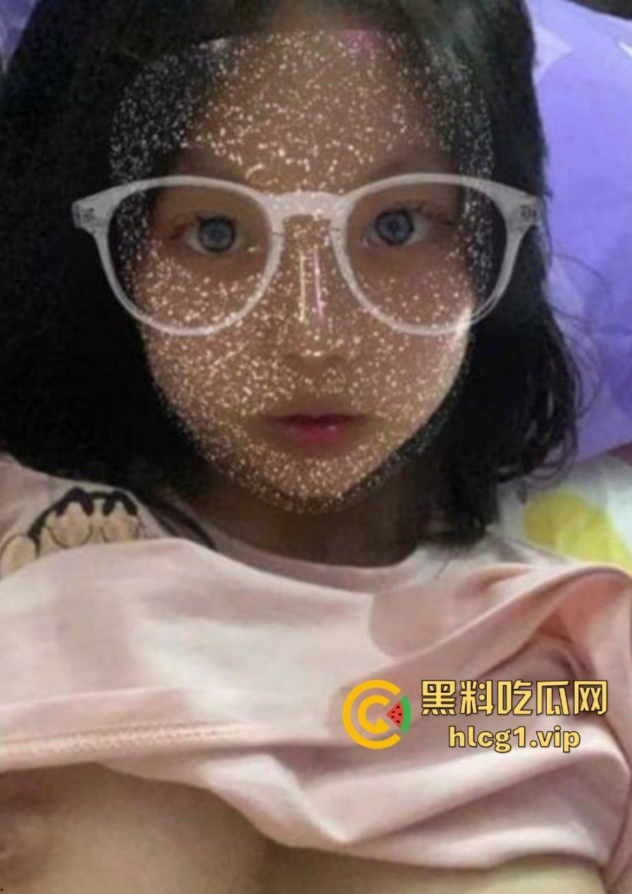 赖西青勾引已婚男丑闻曝光!脐钉美女深喉视频引发原配怒火!-5
