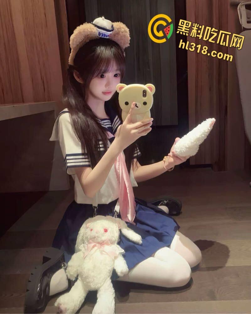 Onlyfans华裔双马尾妹妹【onlyskinnyboba】，深喉足交SM捆绑，揪马尾当把手，干到腿软淫水横流 ！-2