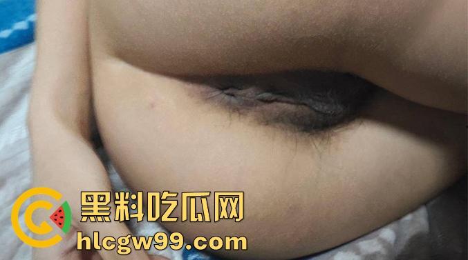 你一生所追求的白月光其实只是别人的胯下母狗!广州大学【魏书玲】与男友私密视频流出,淫骚自拍反差惊人。-8