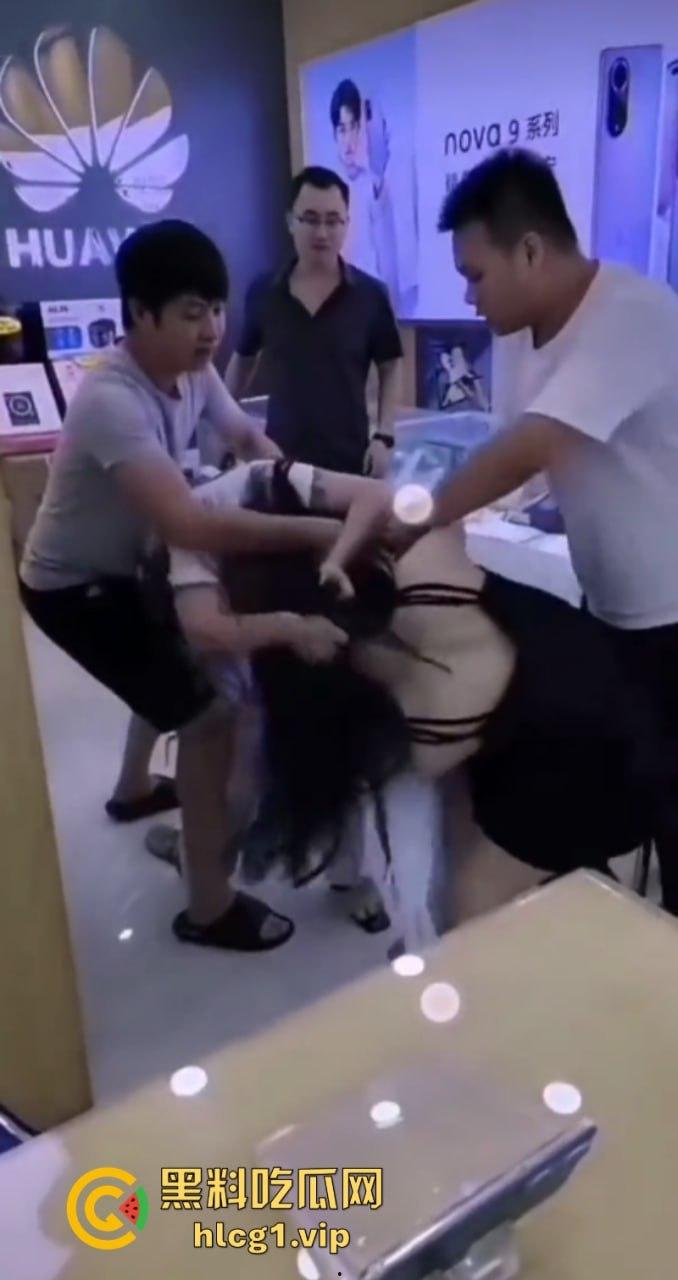 家花不如野花香!真实捉奸合集 堵在房间不管男女先暴打一顿!-1