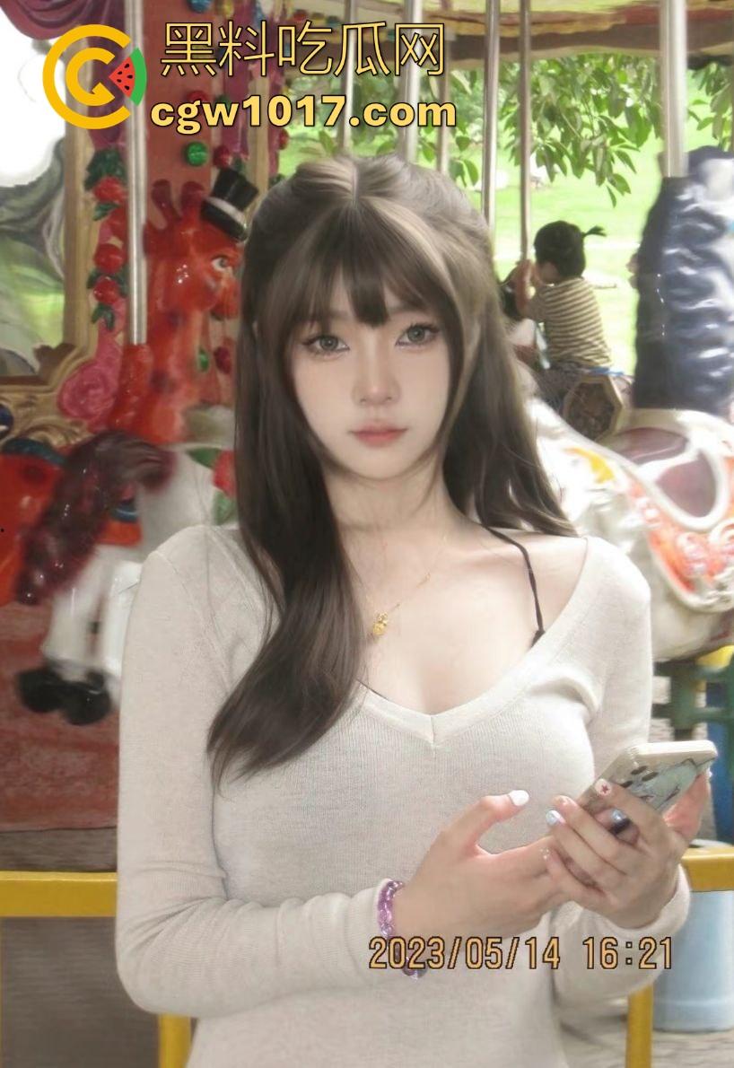 网黄摄影佬日常工作生活状态,拍性感模特私下约有同样爱好的反差尤物,真正吃得好的兄弟,真的不会对外说的!-5