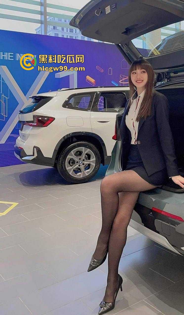 广东茂名宝马4S店女销售『 叶晓靖 』卖车新模式，买车送陪睡，咨询就发裸照，这业绩做得卖车又卖逼！-9