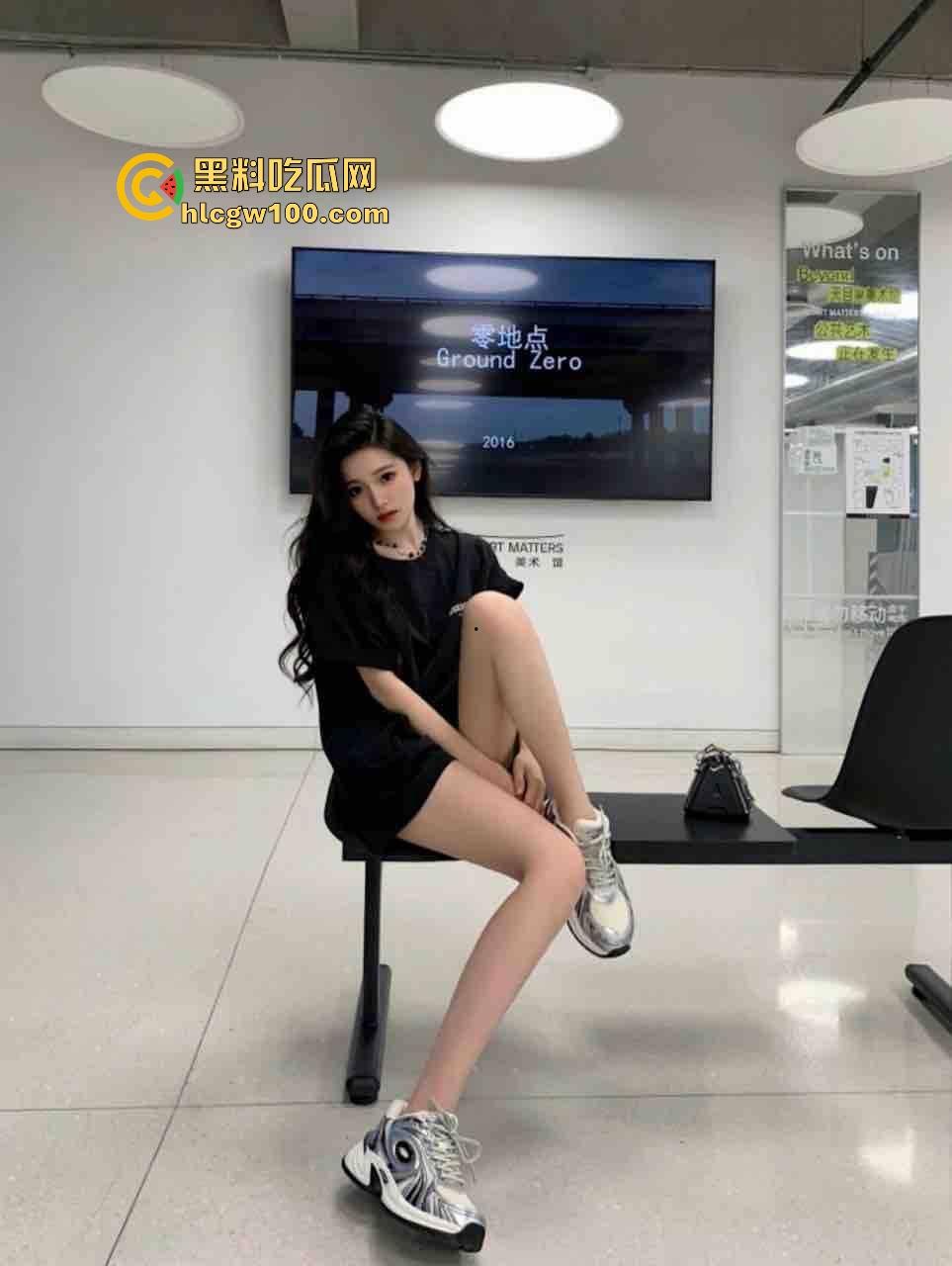 太原朋友的女朋友【仲静】终于到手,嫩穴淡骚味舔到上头,舔菊花时她还说痒痒挺舒服,射脸成常规操作!-5