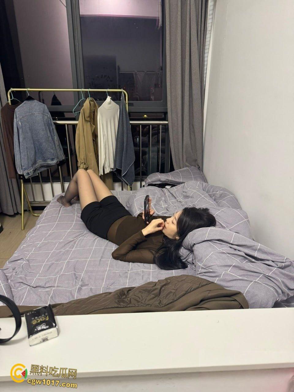 北京金杜律师事务所【刘芳华】与领导不雅视频泄漏，气质御姐身材极品，多体位爆操 反差母狗淫荡十足！-3