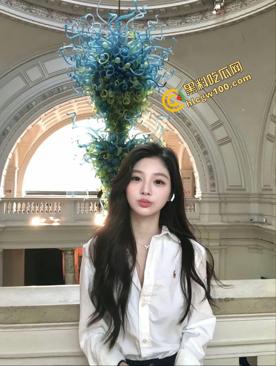 湖南吉首大学反差婊音乐老师『唐嫣』衬衫勾引大哥聊骚 酒店跪趴全裸后怼爆操骚逼！原创独家曝光流出！-6