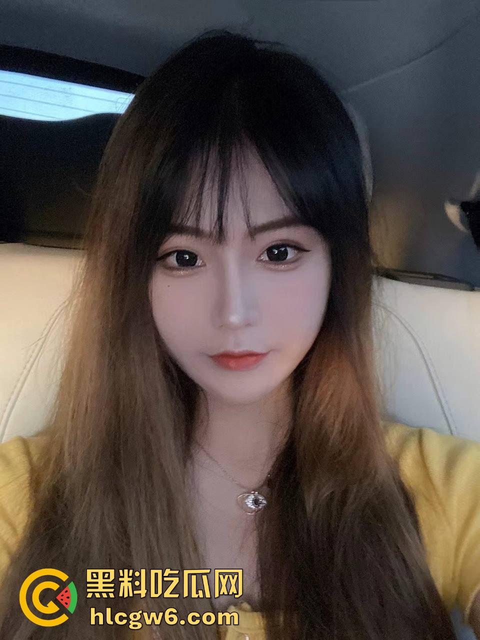 潮汕23岁学生妹约炮视频外流！清纯学妹口交捂脸掩骚浪，明明全懂还装得一副娇羞样，这货太能玩了！-9