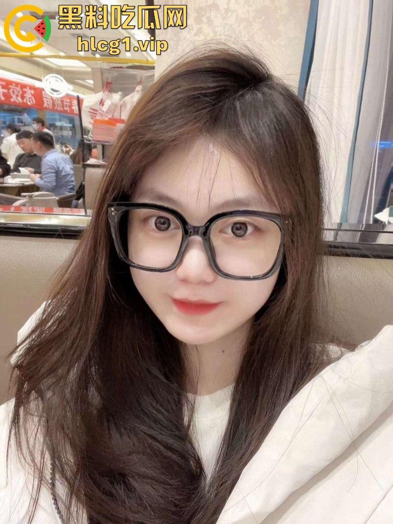 叛逆校花逆袭成人气外围!直接开盒【李思瑶】 真想不到以这种方式认识你!-5