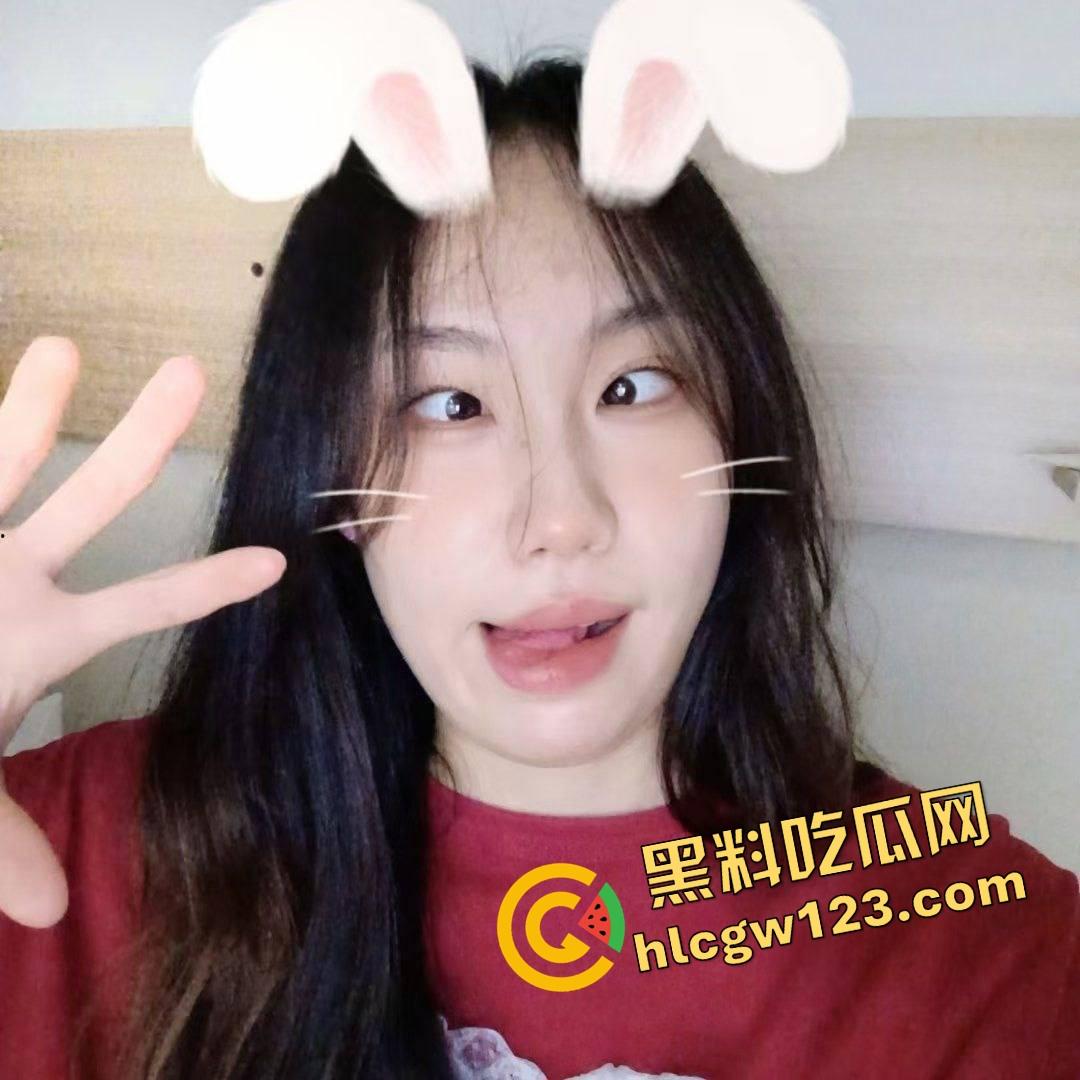 身上写我是主人的狗,她还说不要彩礼,舔得这么贱,带根狗链直接牵走,是脑袋进水还是逼被驯化了?-2