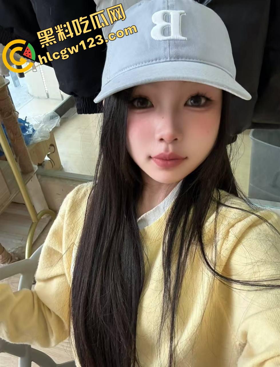 调教淮安人妻骚母狗【赵婷婷】舔脚舔到呻吟,配合度高得像天生淫奴,无套抽插口爆收尾,全程淫得没边!-2