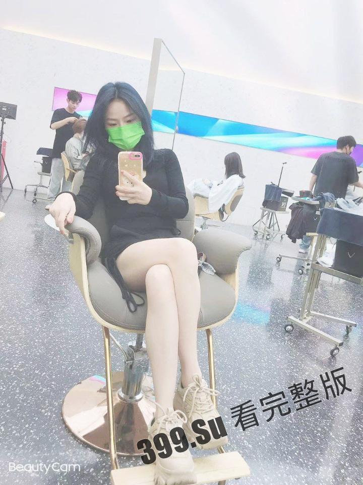 楼凤曝光 广州白云区楼凤「张盈静」 贤妻良母的长相 为生活下海接客 生活照自拍和接客视频流出-2