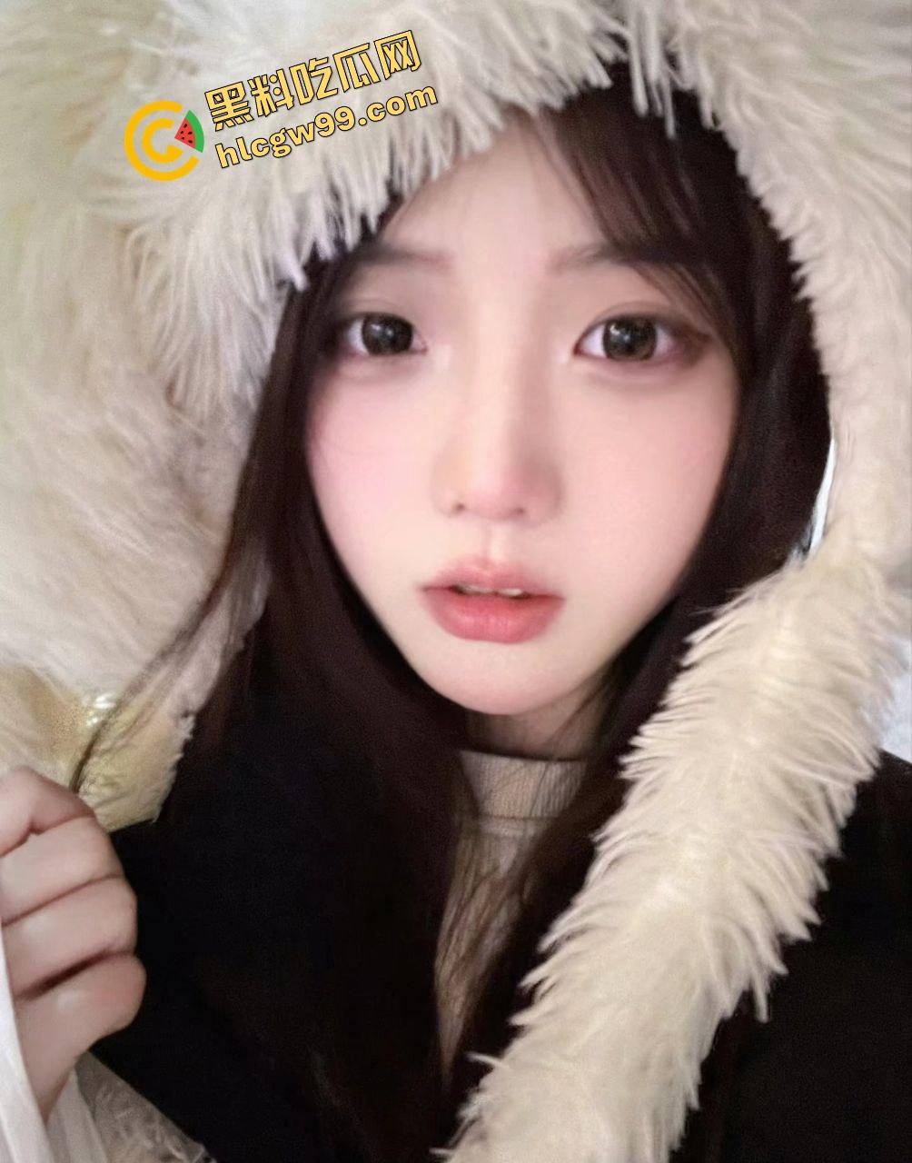 福建艺术职业纯欲反差女友『贾婷』与男友酒店刺激做爱,趴在床上享受被填满骚逼!独家曝光流出!-2