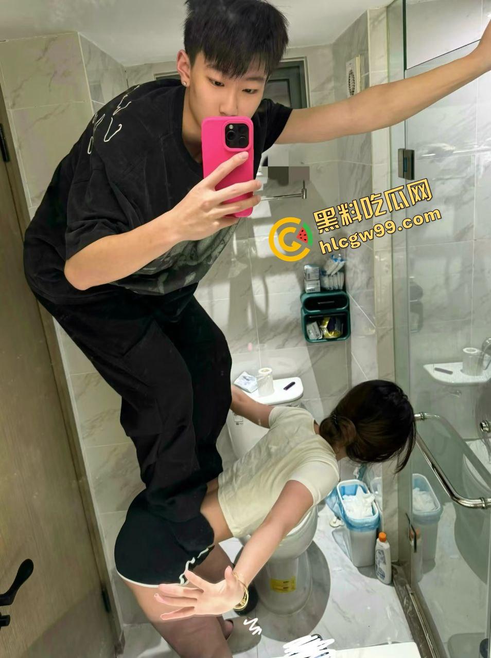 福建艺术职业纯欲反差女友『贾婷』与男友酒店刺激做爱,趴在床上享受被填满骚逼!独家曝光流出!-3