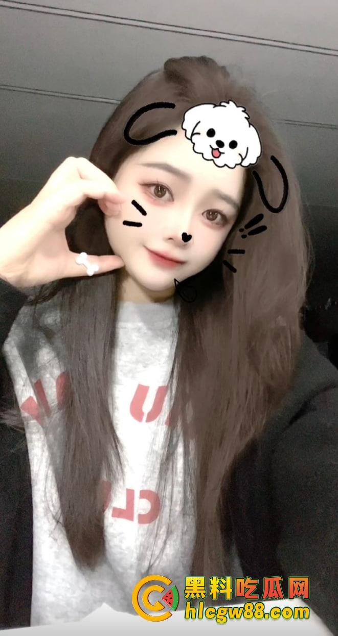 温州龙港欢乐幼儿园骚婊园长『章小敏』白天幼师晚上鸡婆，带队卖逼抖音选妃，这年头幼师难干！-17