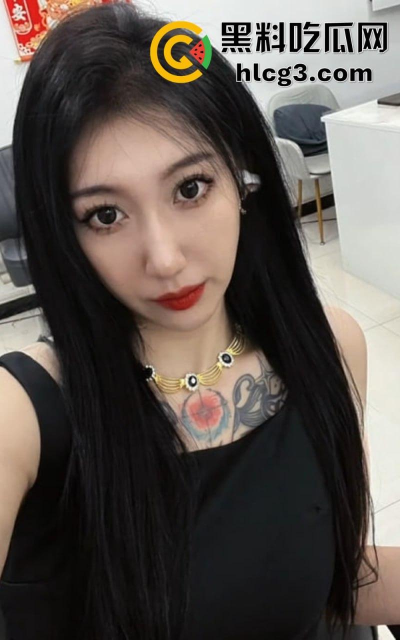 快手爆炸丑闻！纹身女神『彤謌』与榜大哥私会渔网做爱视频外泄，清纯颜值暗藏“风骚”真相！-13