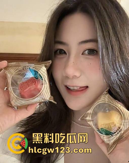 约炮抖音极品极品小博主【比极星】绝美颜值核弹巨乳 无套进入 内射完还不满足请求着金主再来一次！-7
