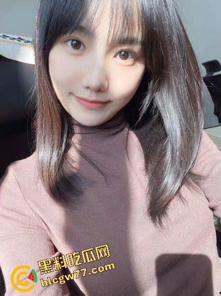 华东浦东便利店『苏娜』酒吧厕所给人吹，舔得膝盖跪出印子，分手后彻底放飞成花木路野玫瑰！-5