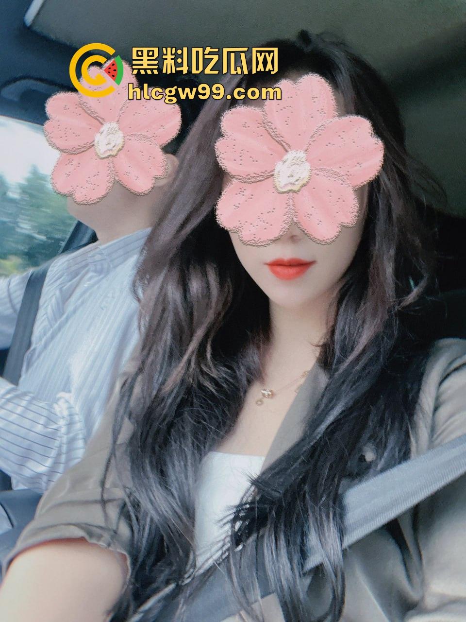 深圳绿帽大神又分享群P细节，沉迷征服人妻的肉体和精神，群P玩出新高度，肉棒前后夹击一边哭一边爽！-5