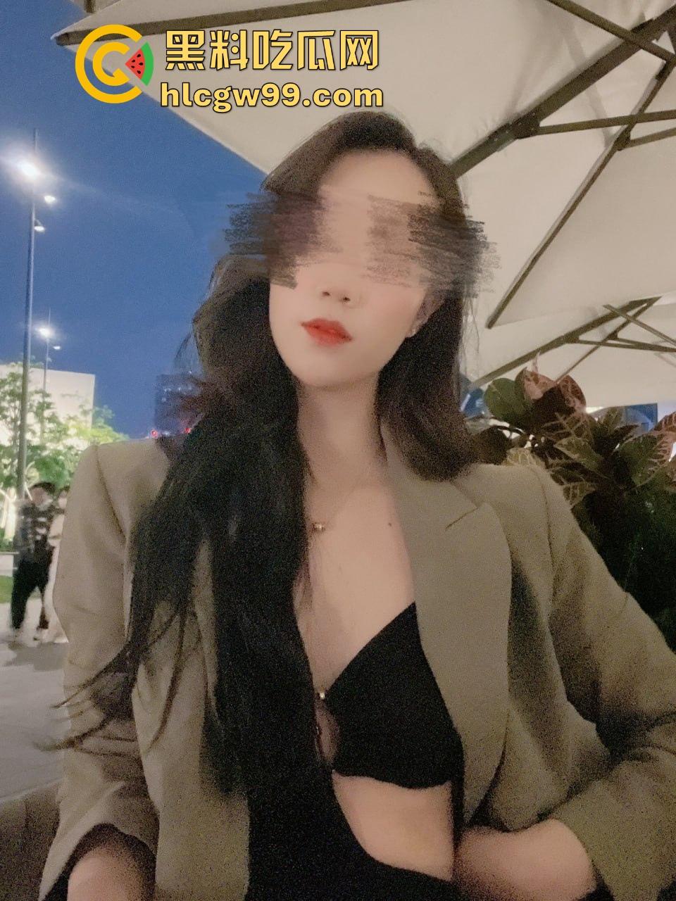 深圳绿帽大神又分享群P细节，沉迷征服人妻的肉体和精神，群P玩出新高度，肉棒前后夹击一边哭一边爽！-9