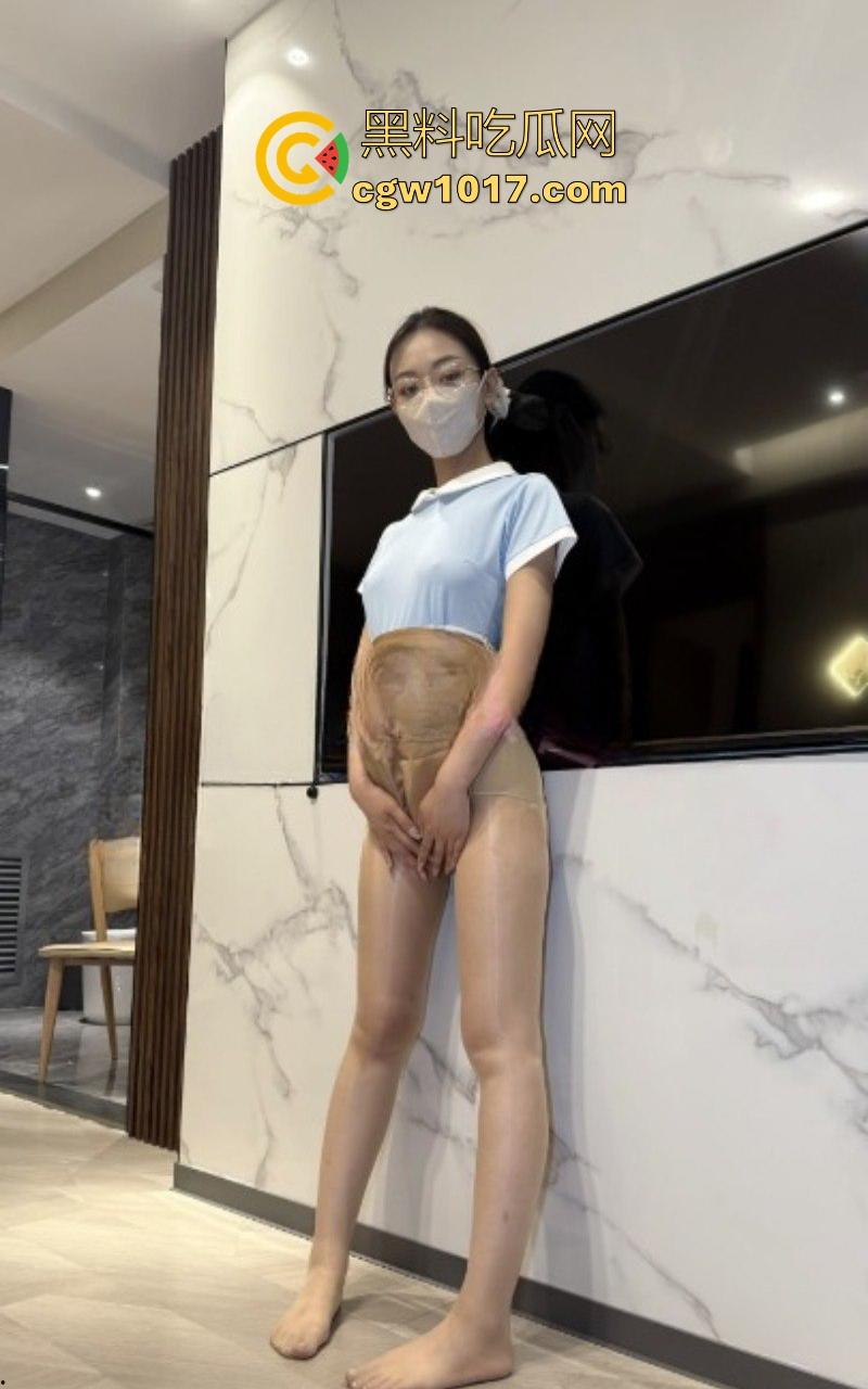 快手御姐网红【媚娘白玉花】最新私密视频曝光,大尺度换衣擦边,雪白肌肤粉嫩诱人美到窒息,释放原始欲望!-11