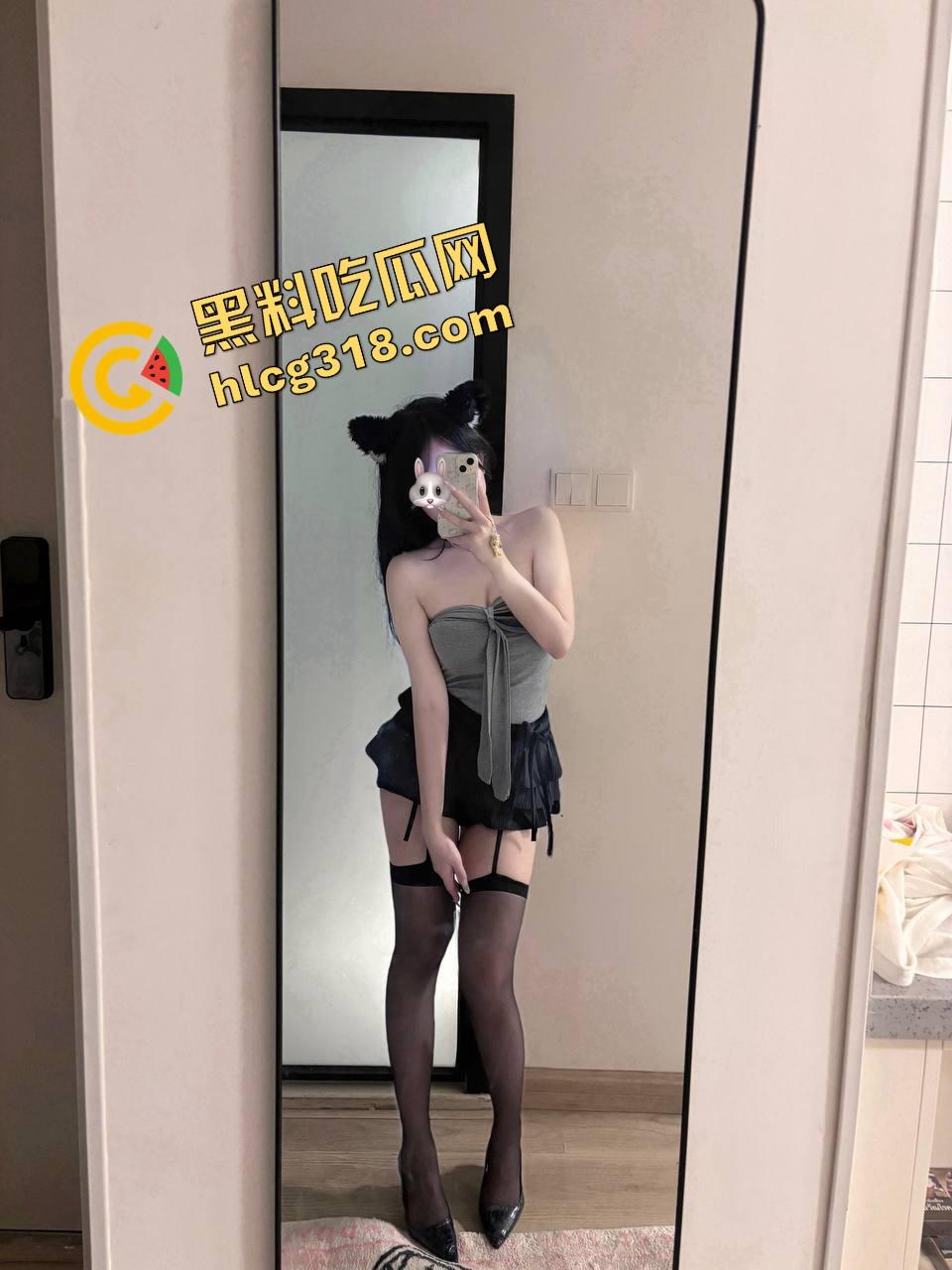 健身房现场约炮蜜桃臀骚货操起来太顶了,后入撞得啪啪响,女上骑乘甩得大腿发麻,不打一发说不过去!-4