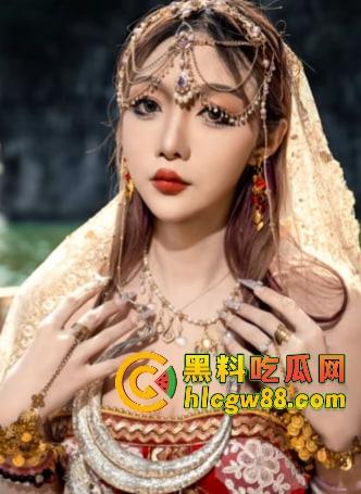 深圳车展『宫梦儿』靠露逼毛一天涨粉1万，车模个个会玩大秀骚操作质量逆天，这个行业真是卷疯了！-8