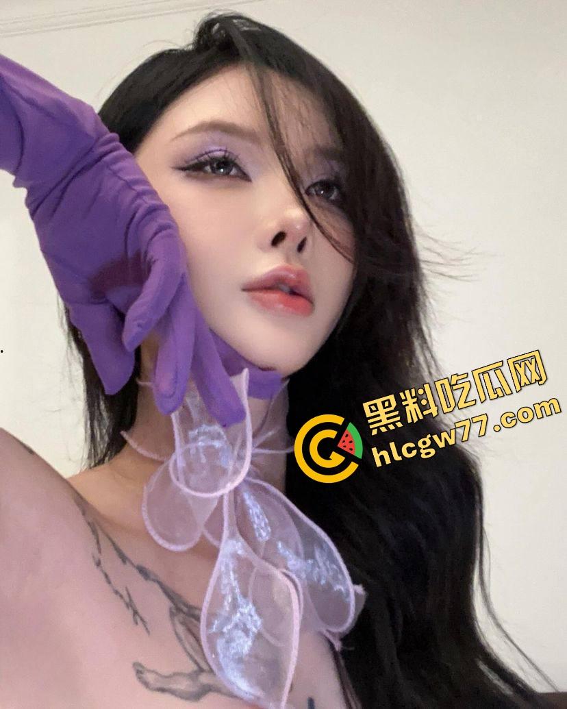 这腿玩一年都不腻,南宁精神小妹福利视频炸裂,舔得啧啧响,小骚穴夹得男人当场破防!-4