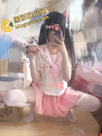 南京漫展勾到白虎大奶cos骚妹,无套猛干嫩缝爽翻天,不卸妆顶着二次元脸操她浪奶抖成球!-2