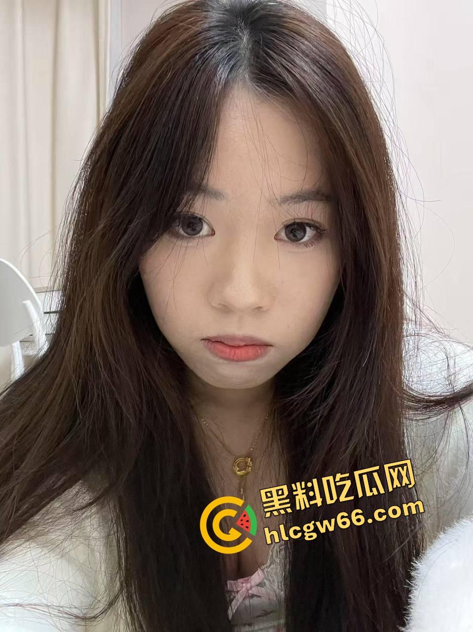 黑料吃瓜冷知识：撸管能助眠，但有逼不操对鞋开冲，你是足控天尊还是鞋癖疯魔？-4