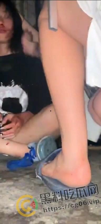 霸凌合集! 群殴暴打 强迫虐阴  是人性扭曲还是环境所迫？（十四）-4