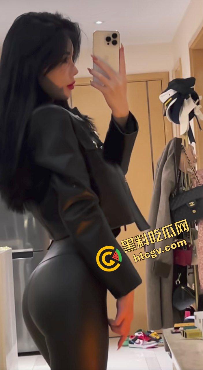 山西太原会计师骚逼【李敏】人前高冷女神 私下无比骚贱 与炮友性爱视频流出 独家泄密！-7