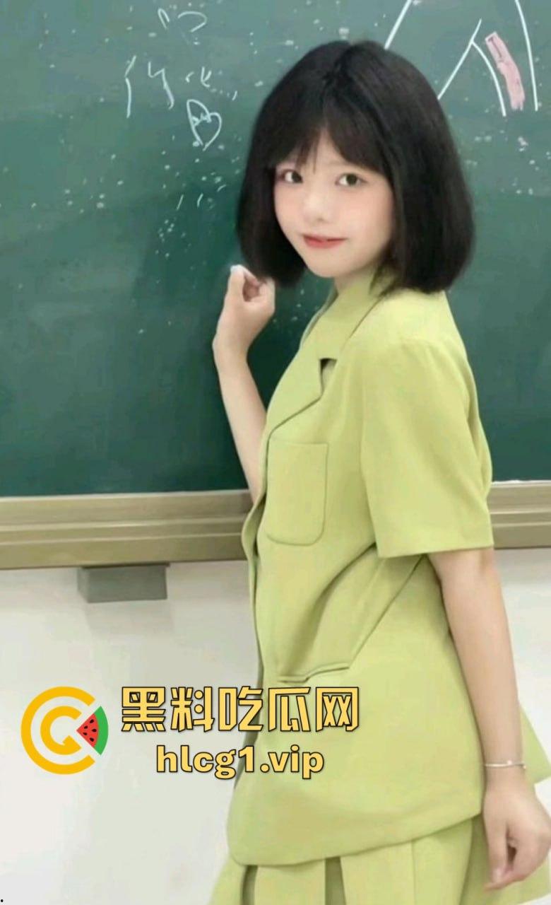 生日刚过就出轨!上海贸易大学李悦欣肉偿摄影师,白嫖这一套属实拿捏了!-8