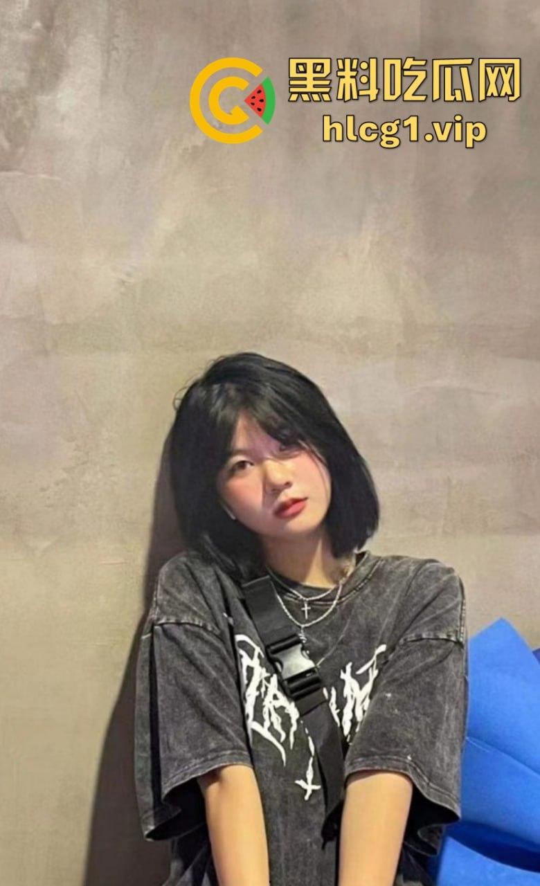 生日刚过就出轨!上海贸易大学李悦欣肉偿摄影师,白嫖这一套属实拿捏了!-11