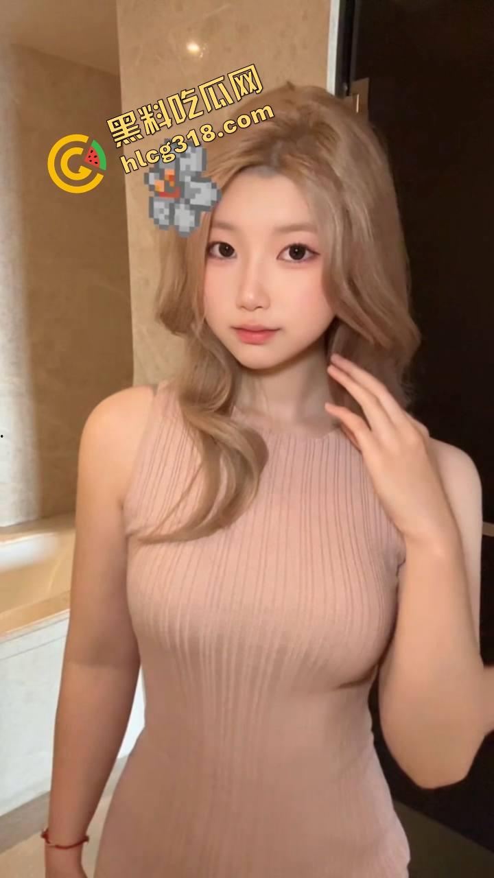 魔都高冷女教师白天板着脸讲课,晚上换身黑丝高跟被后入操到流涎 自拍湿成狗 全程偷拍反差感拉满!-1