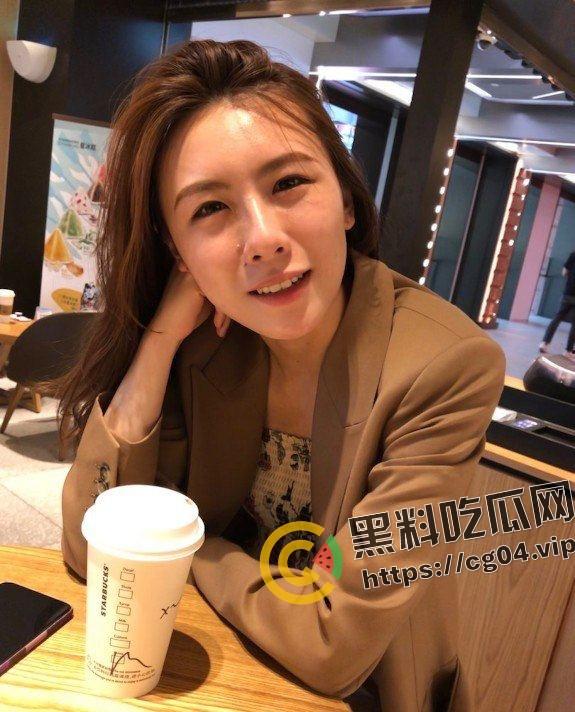 上海期货美女交易员【何麦伢】与男友啪啪视频及大量生活照流出 好几个角度看出妹妹已经生气了 好像目前受影响已经回广州-4