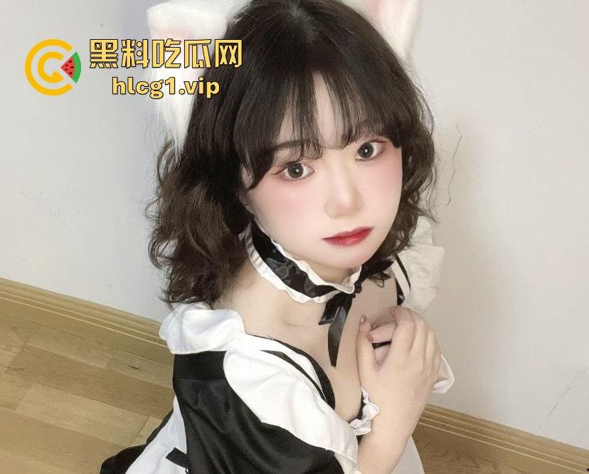 天津信息职业技术学院『陈雅沐』分手后爆出大尺度视频!身穿情趣女仆装,被操得叫爸爸!-3