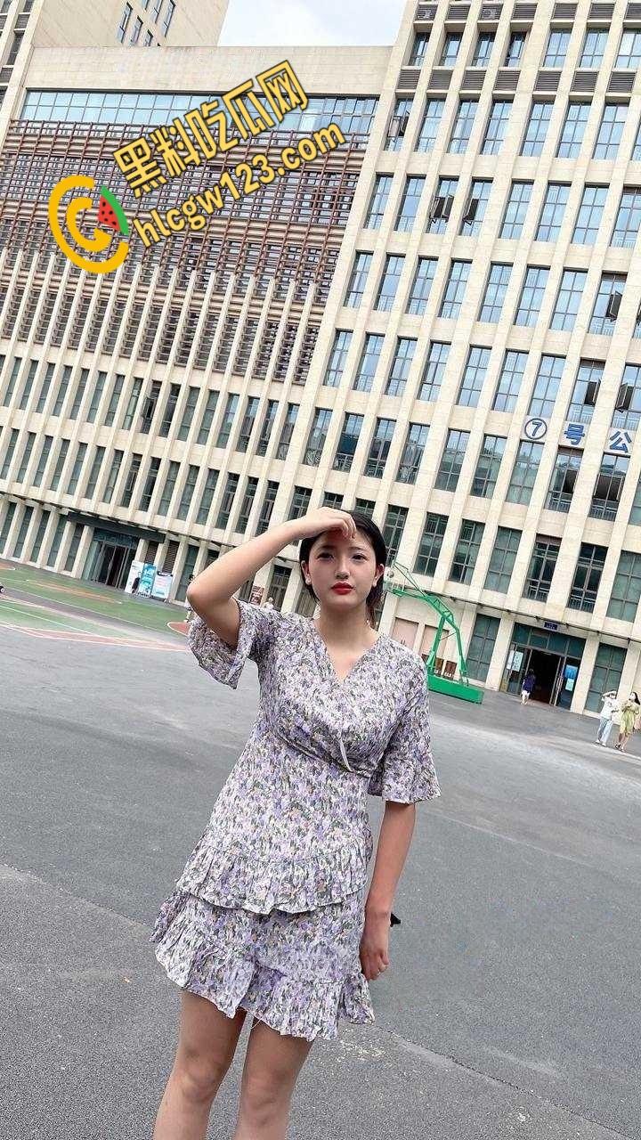 重庆航天班花【黄愉欣】,被富二代各种玩弄调教,敏感体质被玩的高潮痉挛淫叫不断!-5