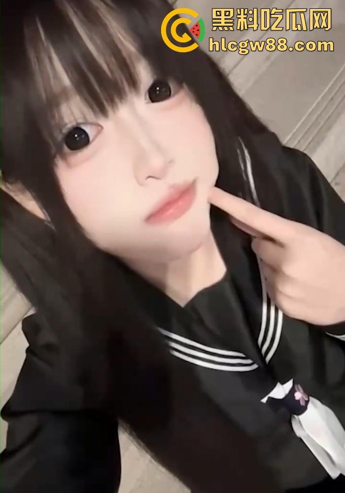 抖音极品萝莉博主【不开森】真名叫【朱心蝶】白丝漏点勾引 极品身材 收费视频曝光流出!-6